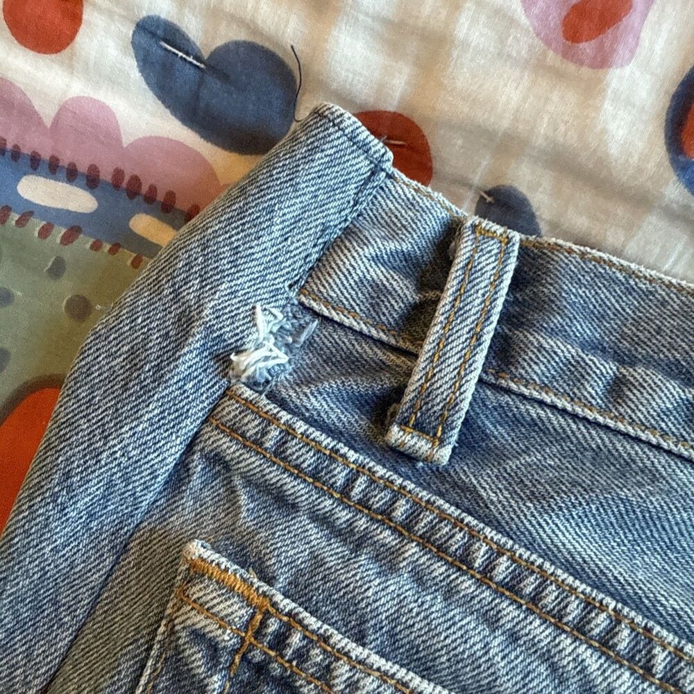 Vintage 80's USA Levi's 501 Jean Shorts Denim Distressed Custom Cut Off | Wmns 6 - Picture 9 of 12